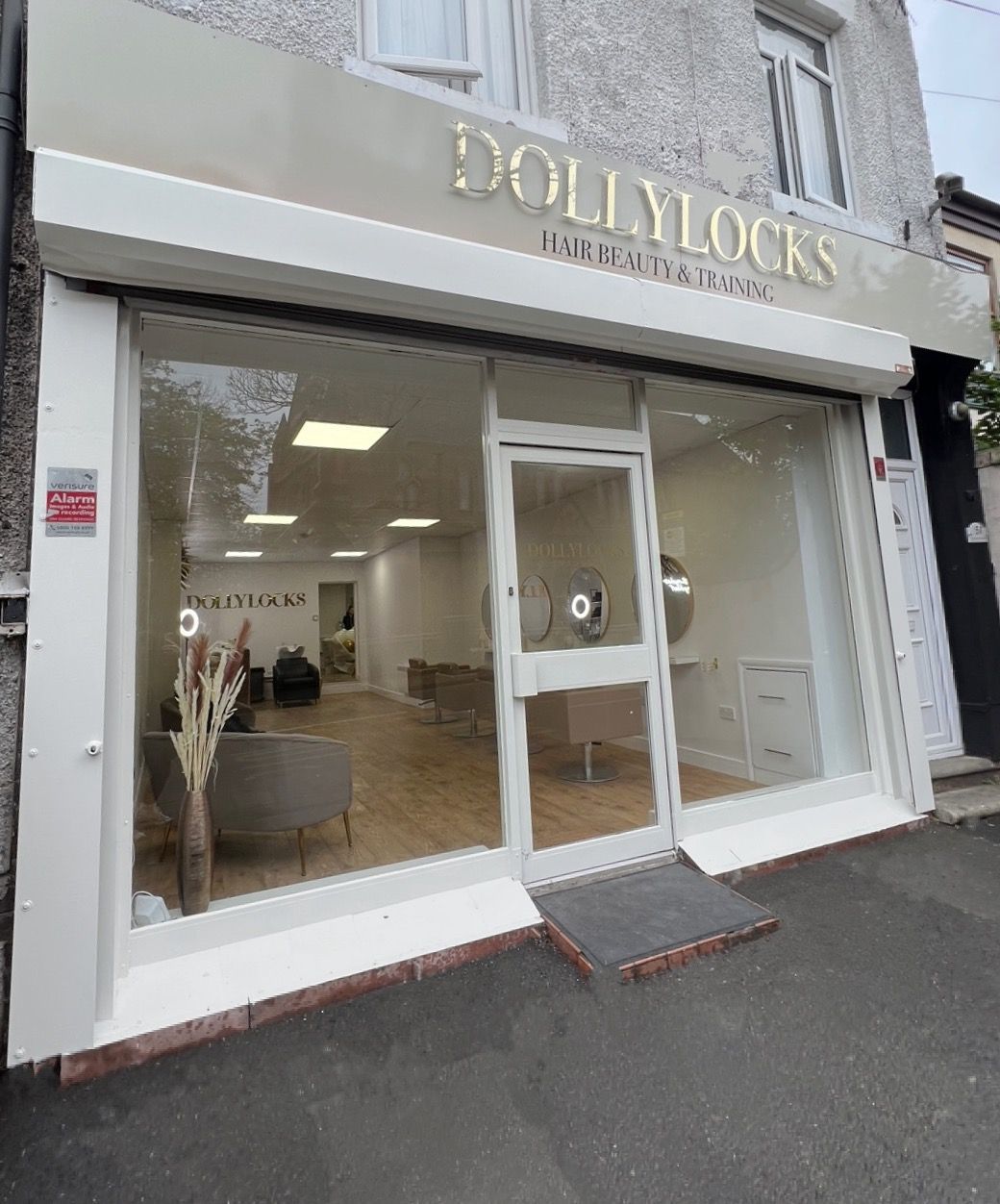Dollylocks Hair Salon opened on Halton View Road