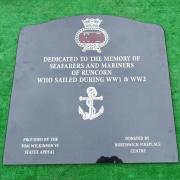 A commemorative stone will be unveiled to honour Runcorn's mariners.